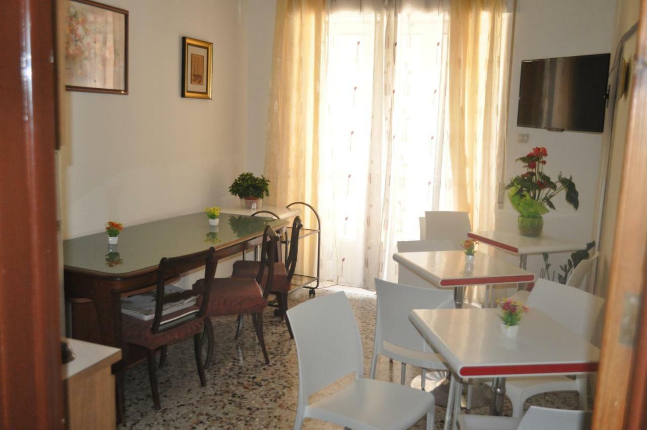 Victoria Bed and Breakfast Catánia Buitenkant foto