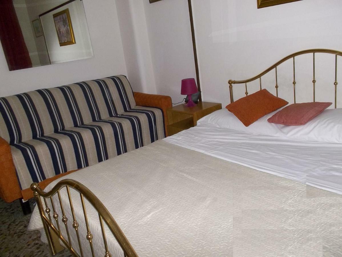 Victoria Bed and Breakfast Catánia Buitenkant foto